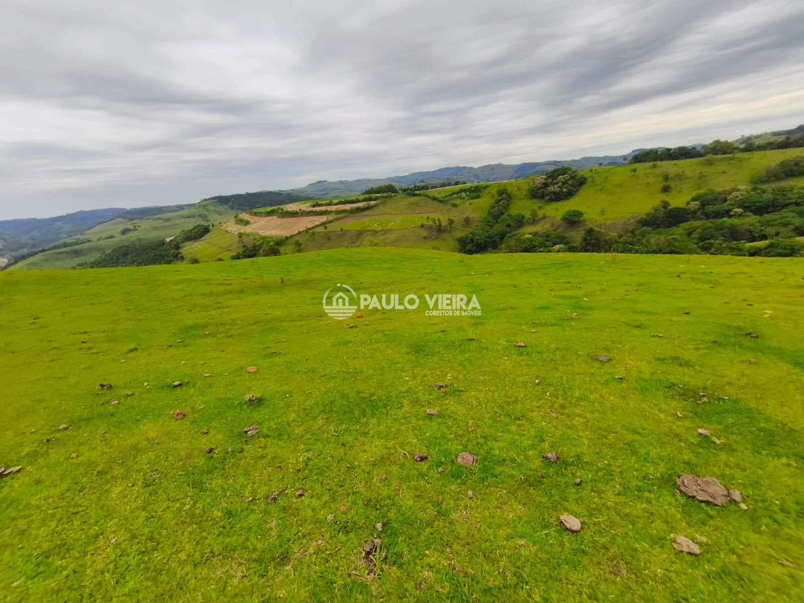 ÁREA RURAL COM 20 ALQUEIRES