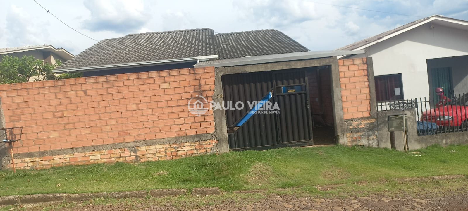 LOTE E CASA EM ÓTIMA LOCALIZAÇÃO