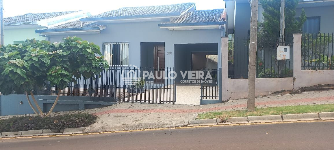 CASA EM ÓTIMA LOCALIZAÇÃO