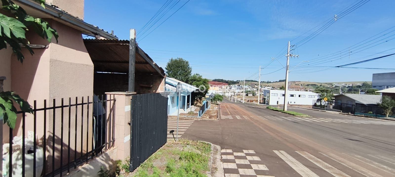 CASA DE ESQUINA