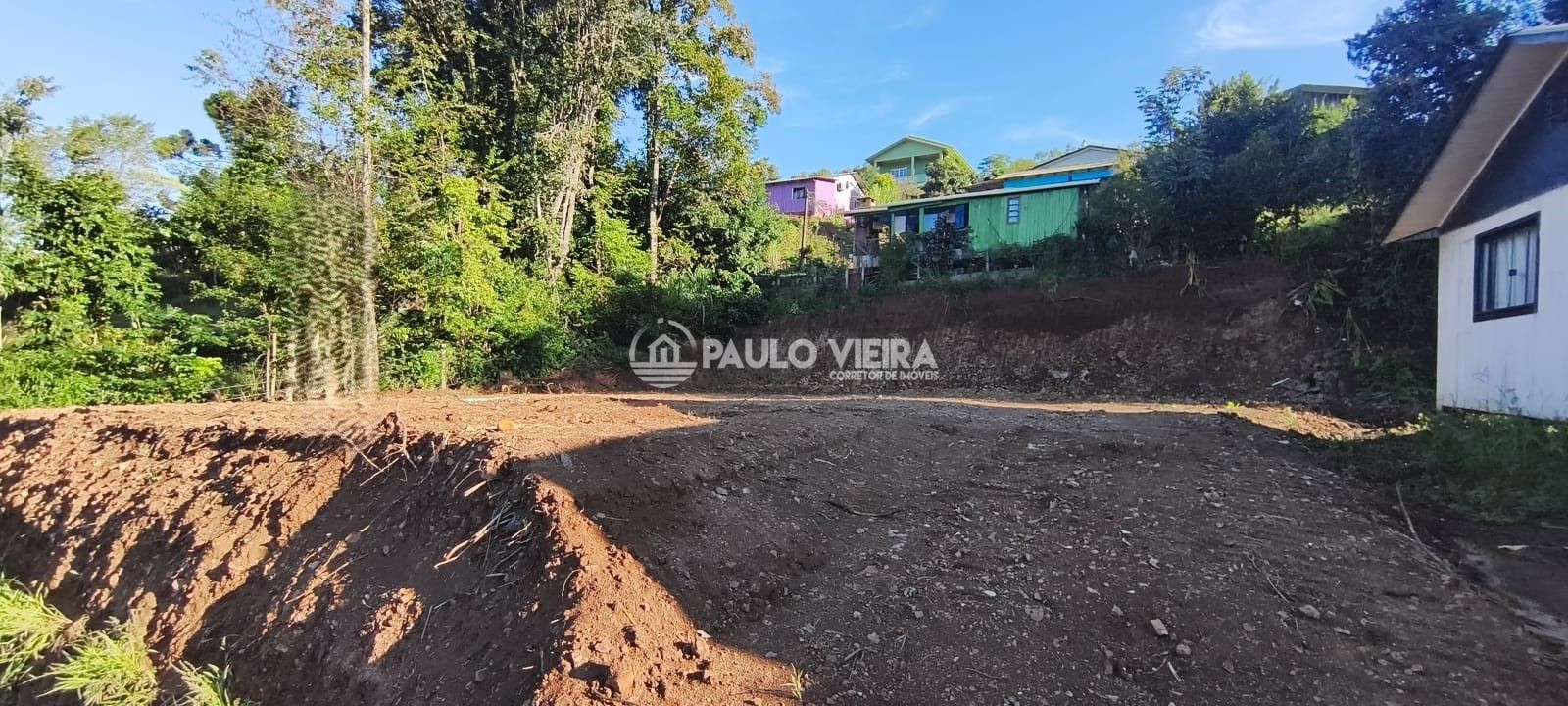 LOTE AMPLO NO CENTRO