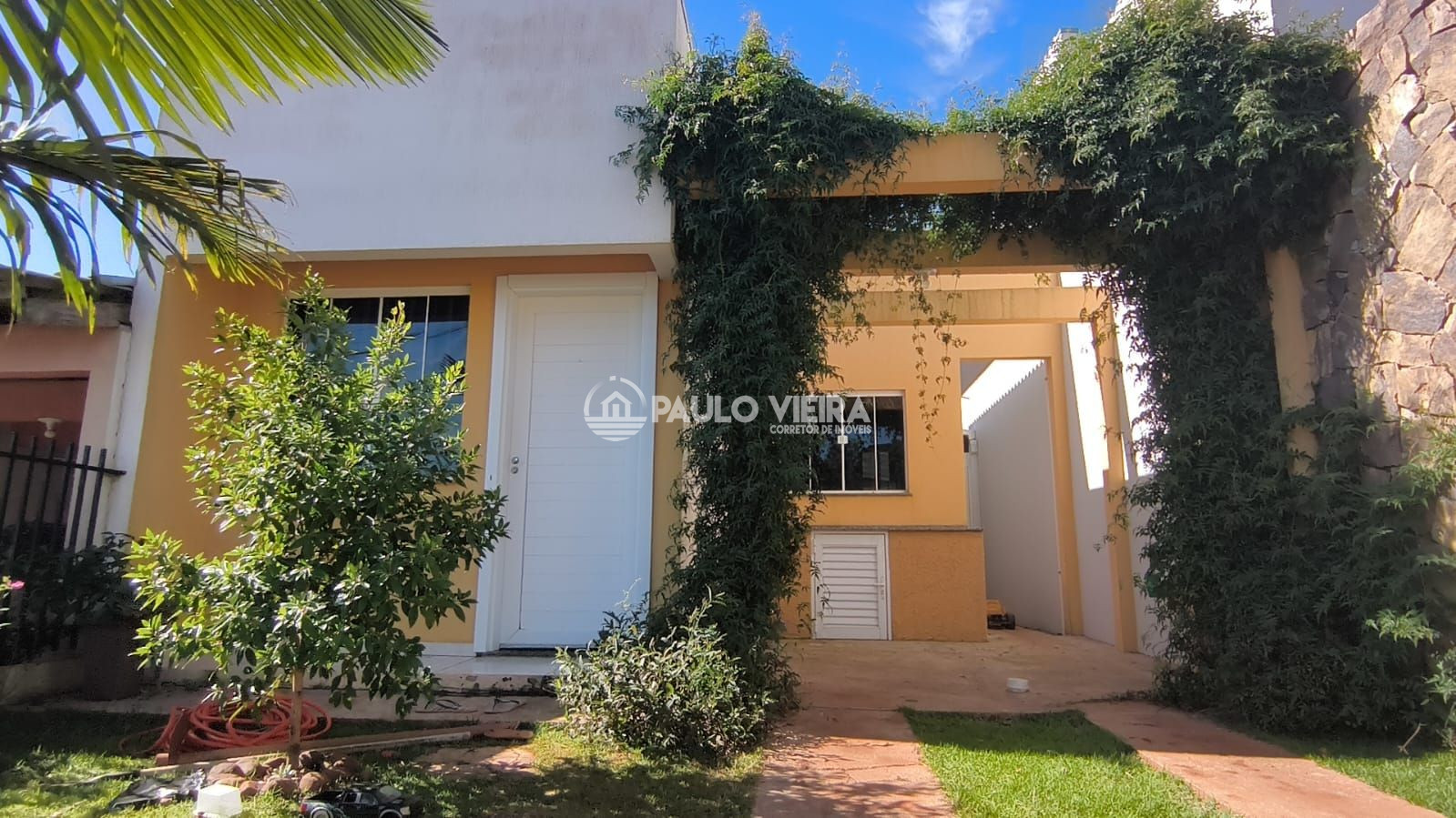OPORTUNIDADE: Casa com Excelente Espaço e Pronta para Morar!