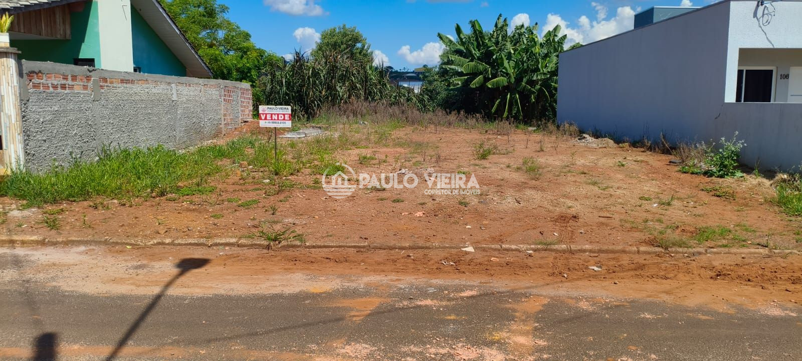 LOTE AMPLO EM ÓTIMA LOCALIZAÇÃO