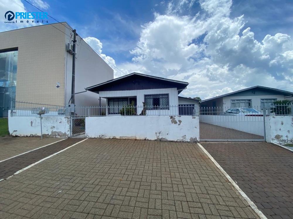 Linda casa com uma localização excelente 