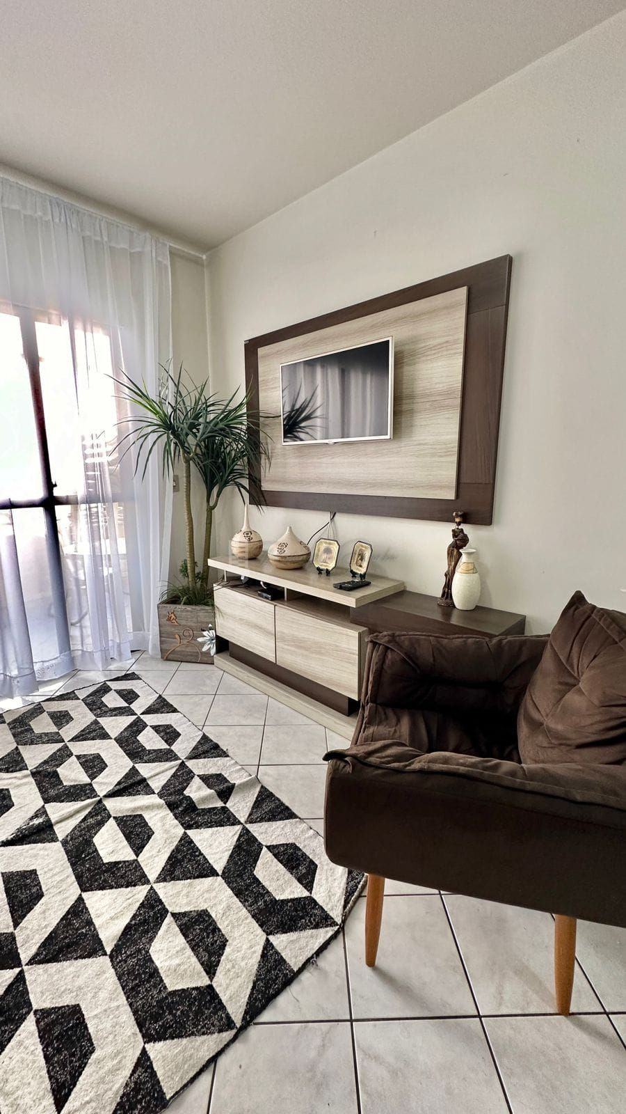 RB - Rosngela Borba Corretora de Imveis