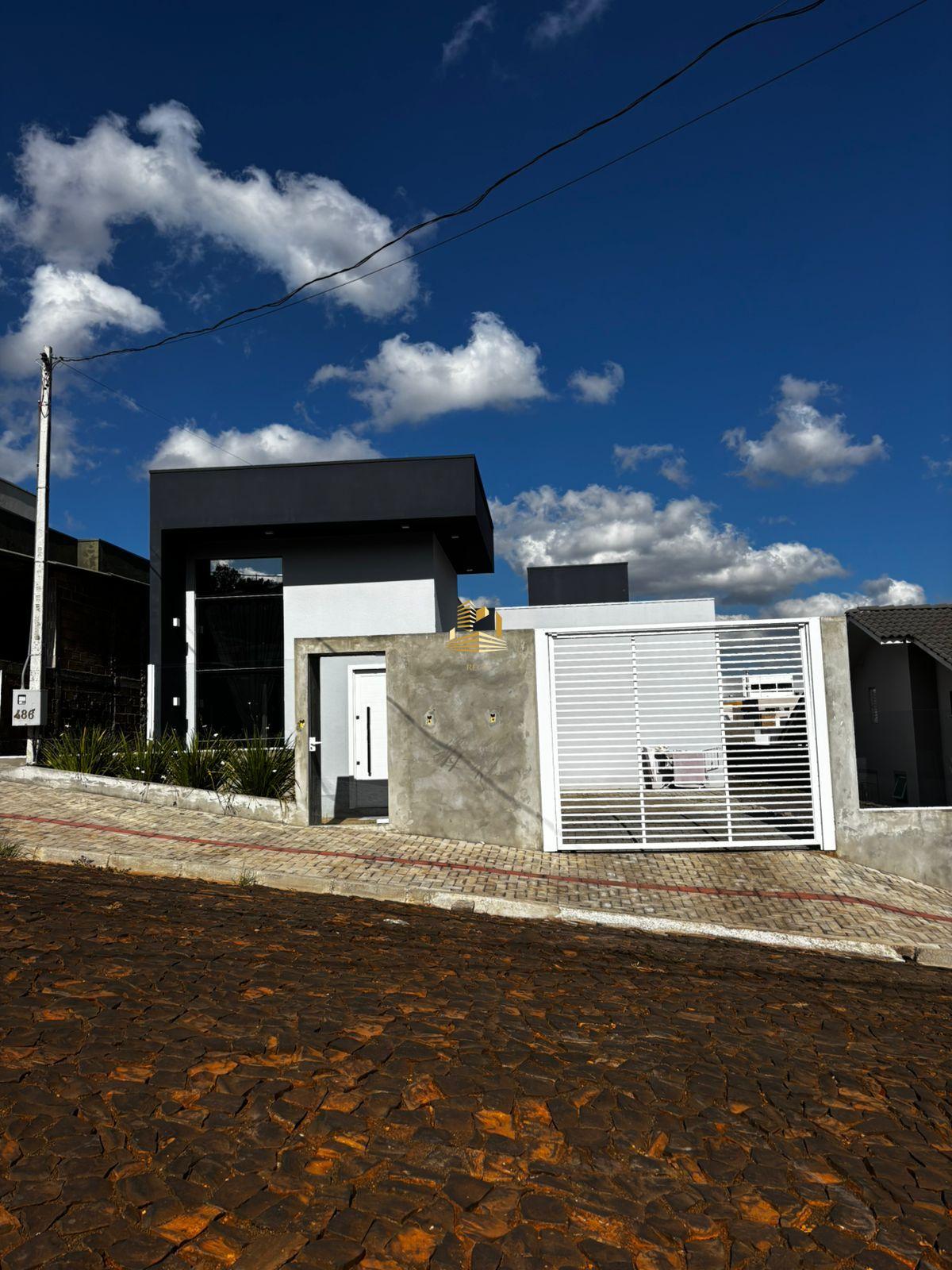 Linda Casa Moderna à Venda
