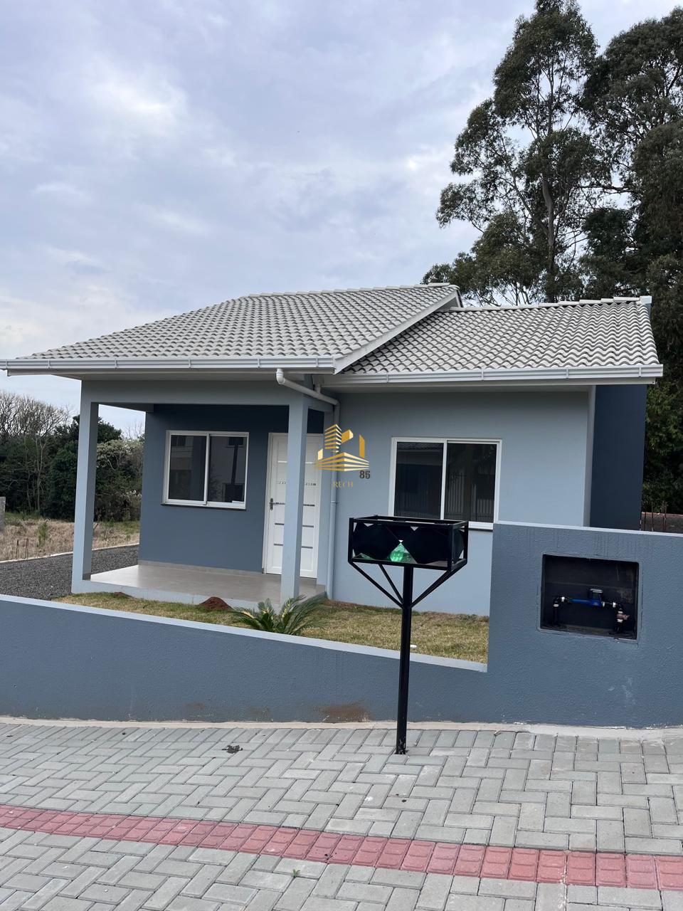 CASA NOVA À VENDA