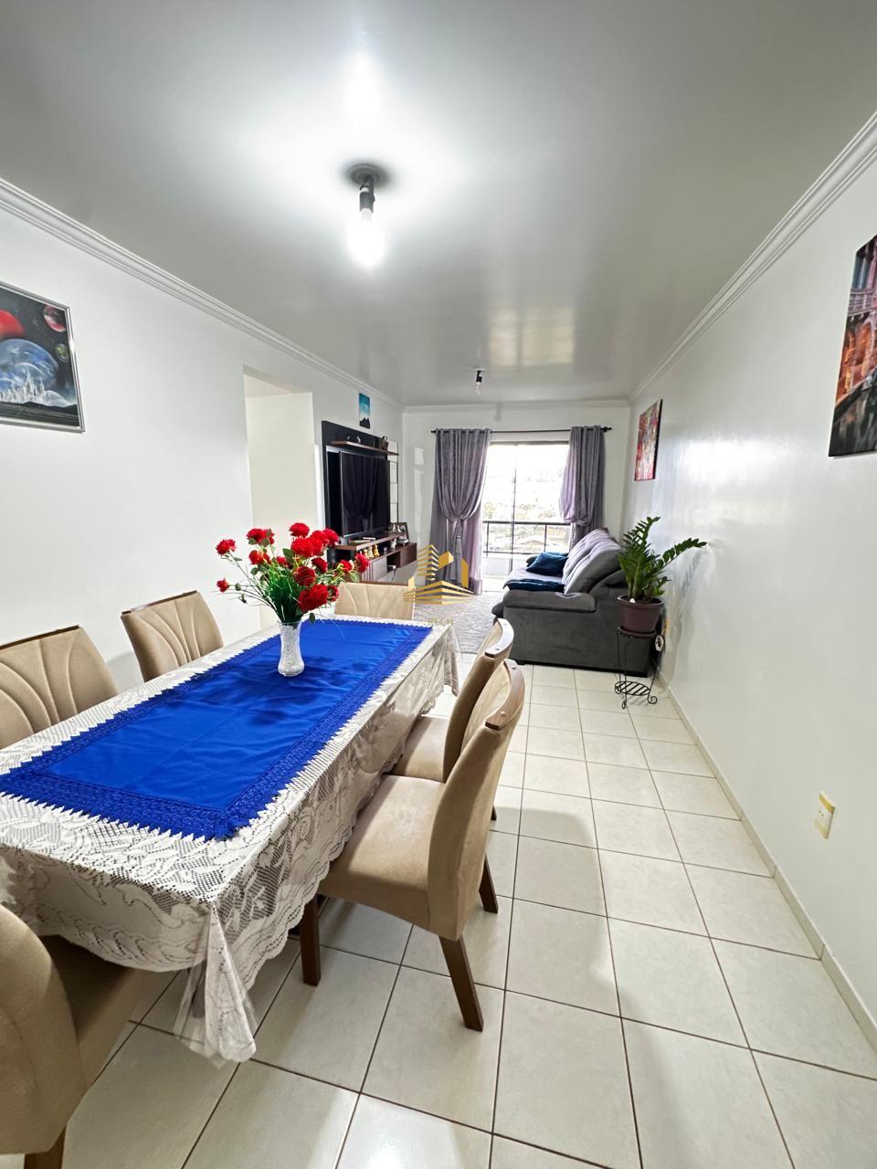 LINDO APARTAMENTO EM ÓTIMA LOCALIZAÇÃO