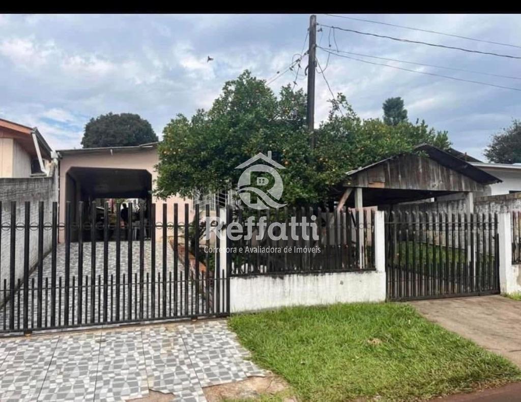 🏘️ Terreno com 363m2, com duas casas , no Bairro Luther King em F