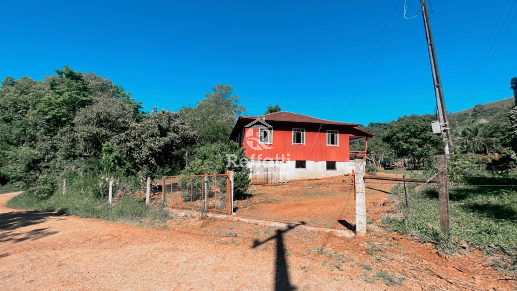 🏝️Vende - Se uma chácara com 29.626 metros , de frente com PR. 56