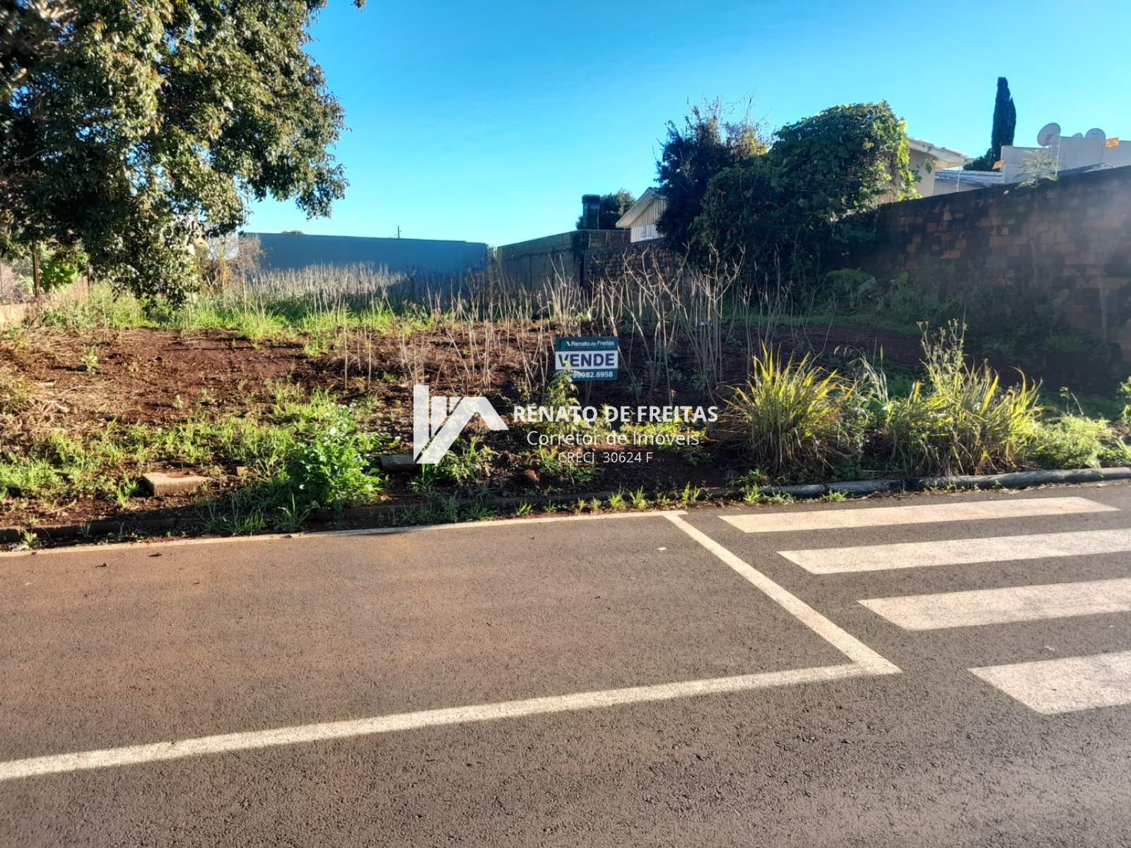 Terreno prox. ao centro de SLO