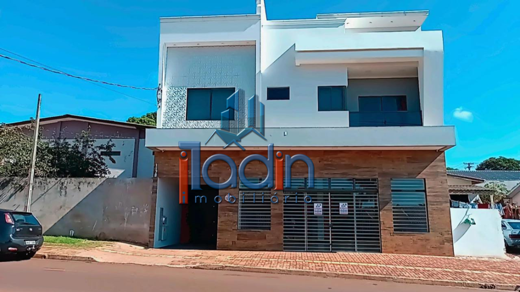 EXCELENTE SALA COMERCIAL COM ALTO PADRO DE ACABAMENTOS DISPONVEL PARA LOCAO