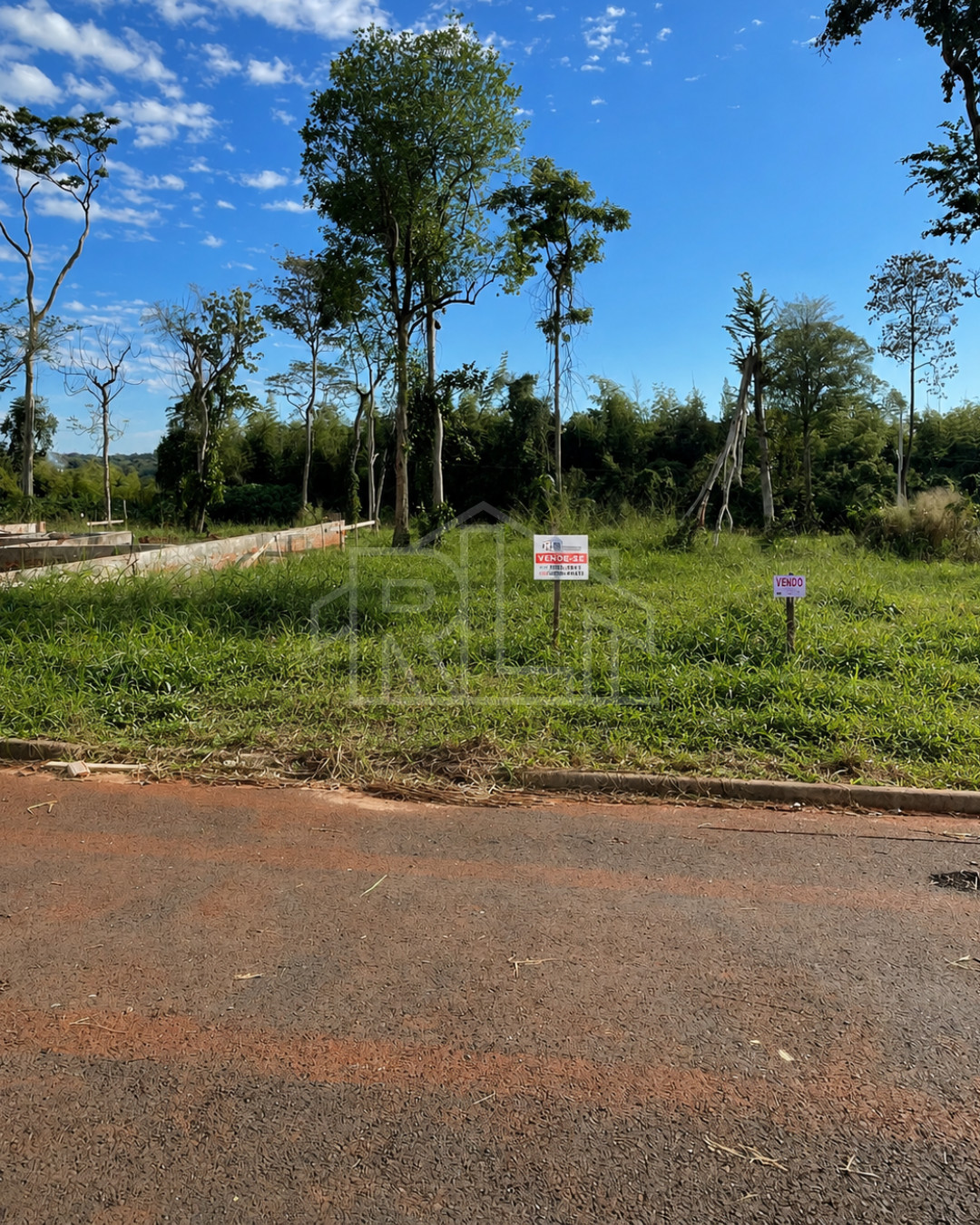TERRENO ? VENDA (repasse) - LOTEAMENTO THE FALLS