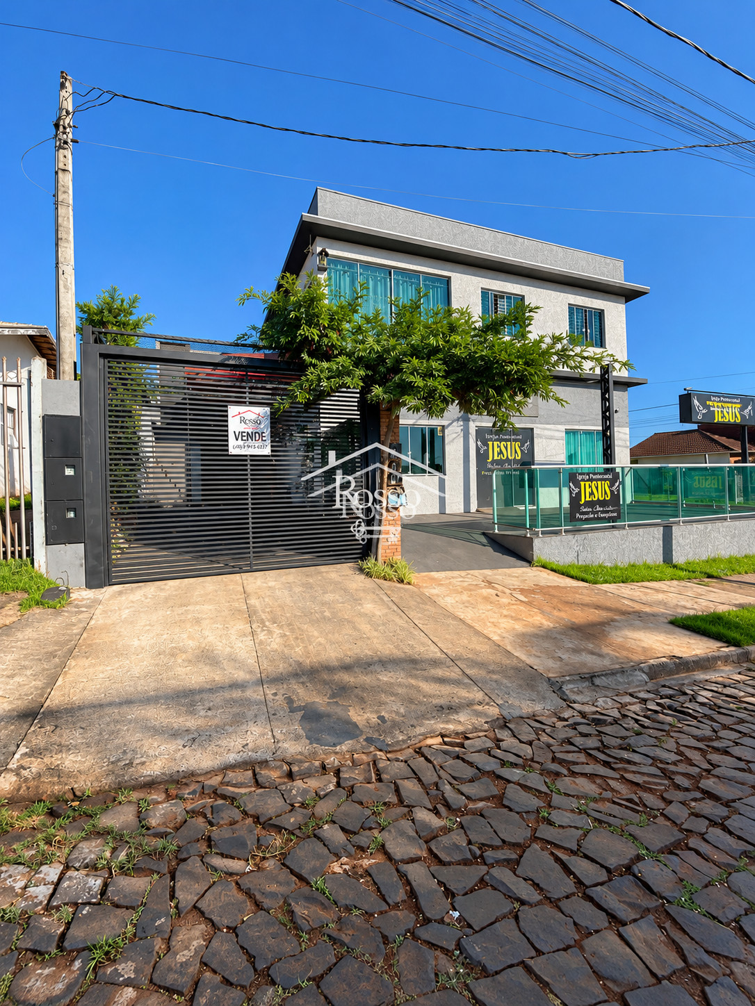 Apartamento + Sala Comercial 