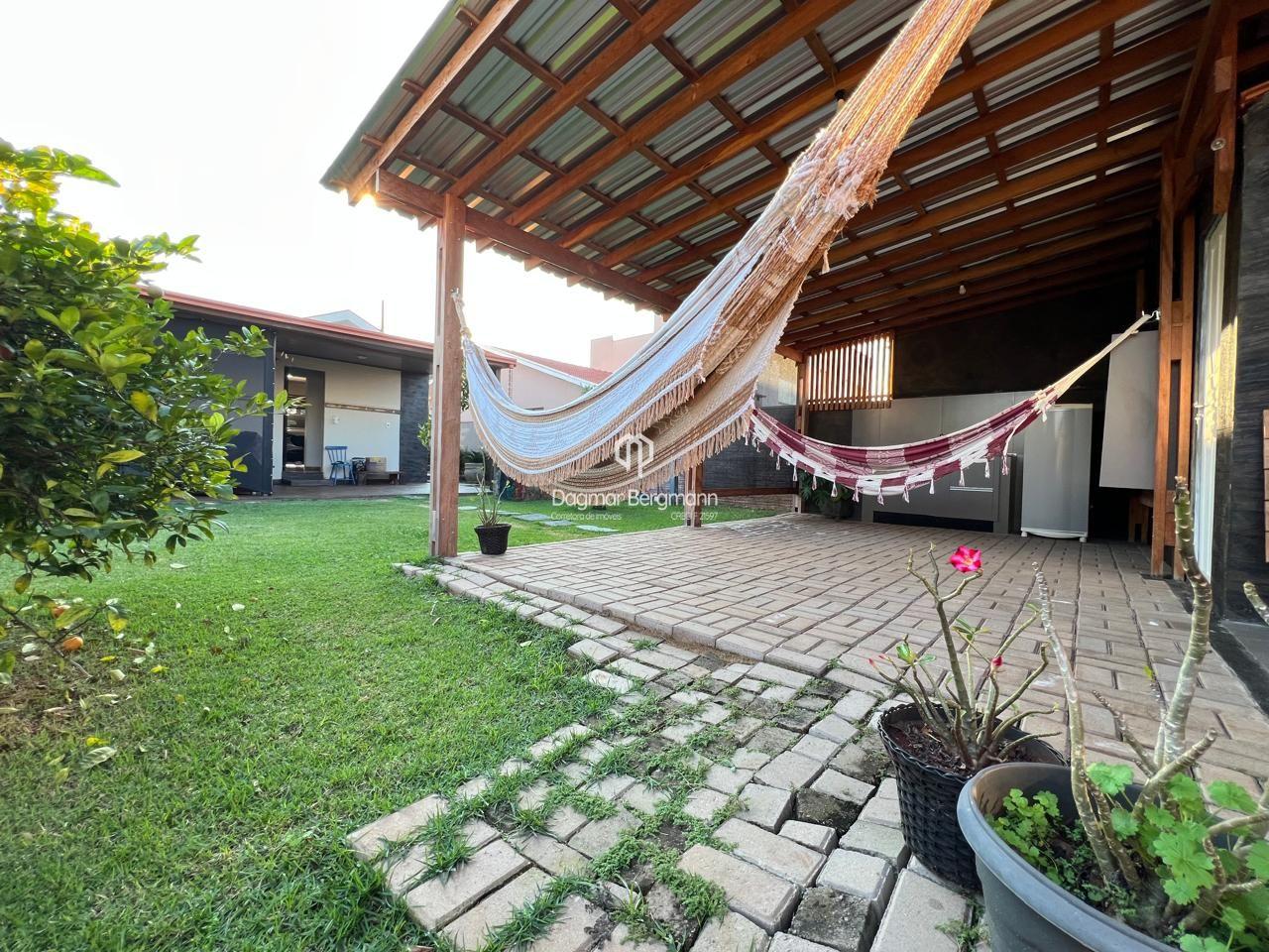 CASA SEMI MOBILIADA COM 02 QUARTOS NO JD GISELA