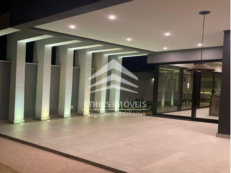 VENDE-SE LINDA CASA - 3 SU?TES - BRISAS JUNDIA? - JUNDIA? SP -...