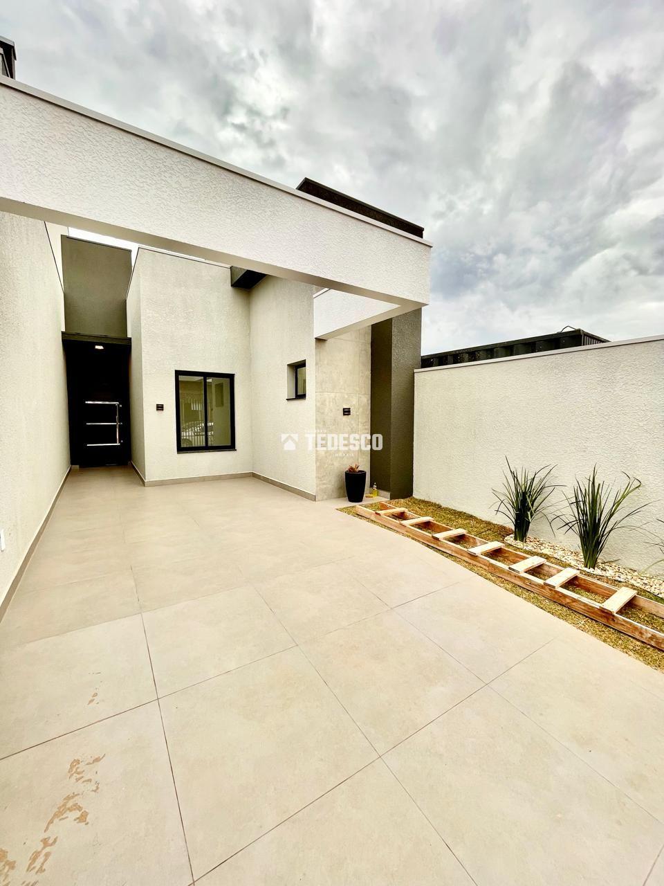Bela Casa à Venda no Jardim Cristo Rei