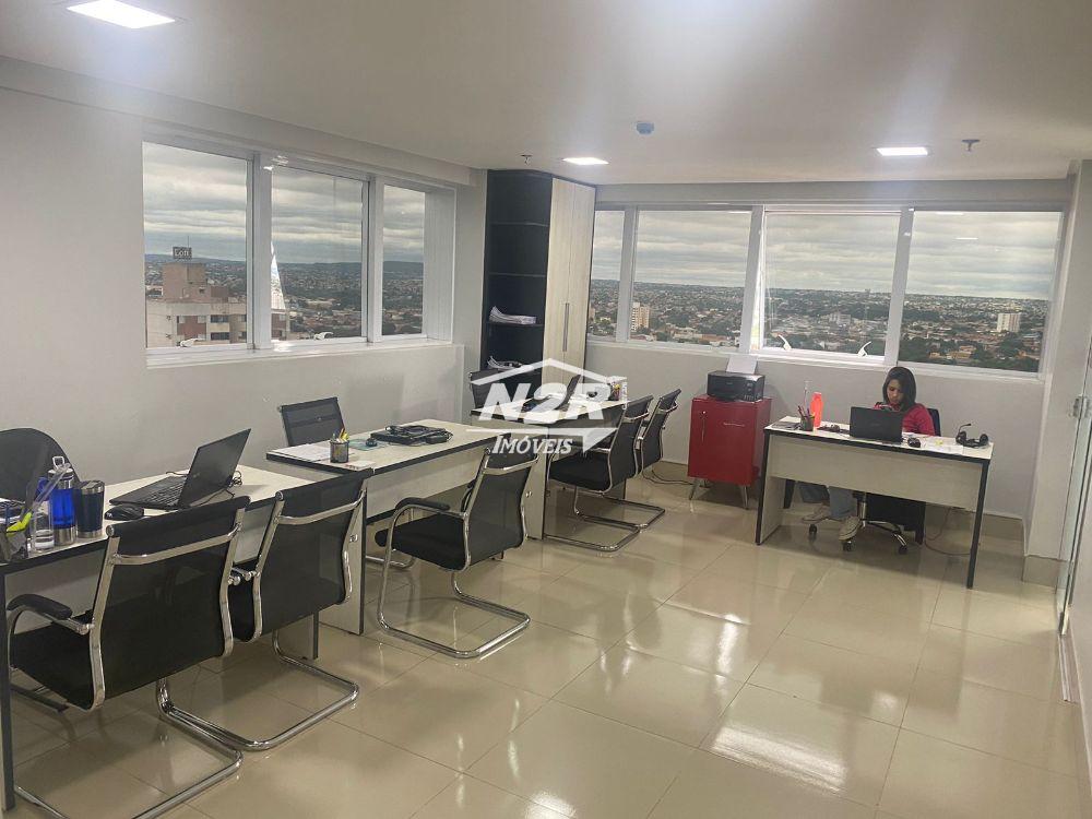 EXCELENTE SALA COMERCIAL NA AVENIDA RIO VERDE!