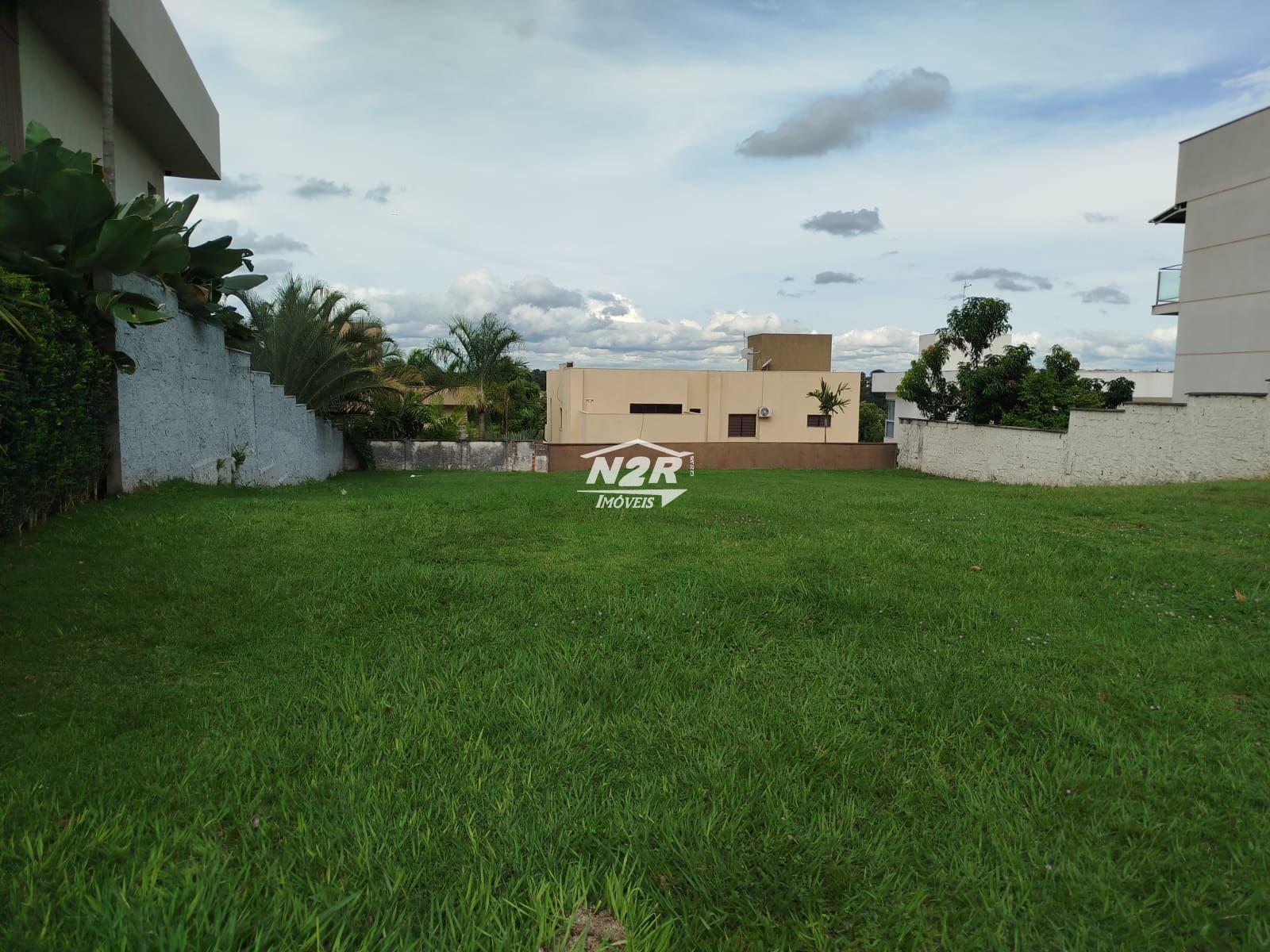 EXCELENTE LOTE DE ALTO PADRÃO COM 587 MTS NO RESIDENCIAL ALPHA...