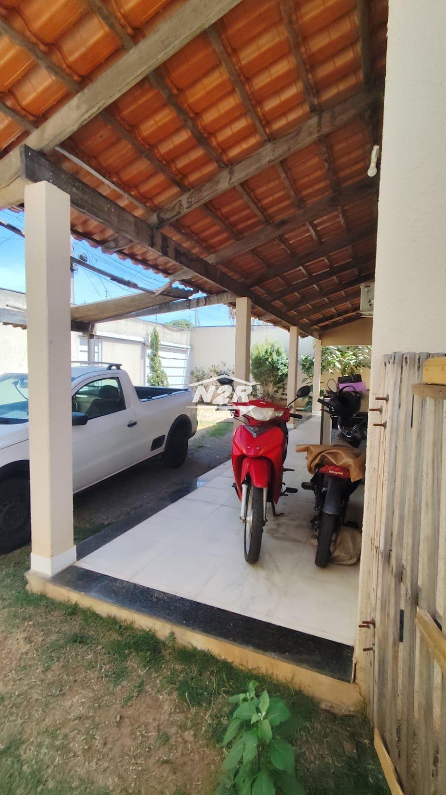 🏡 EXCELENTE CASA COM 3 SUITES MAIS UM ANEXO NO FUNDO N...