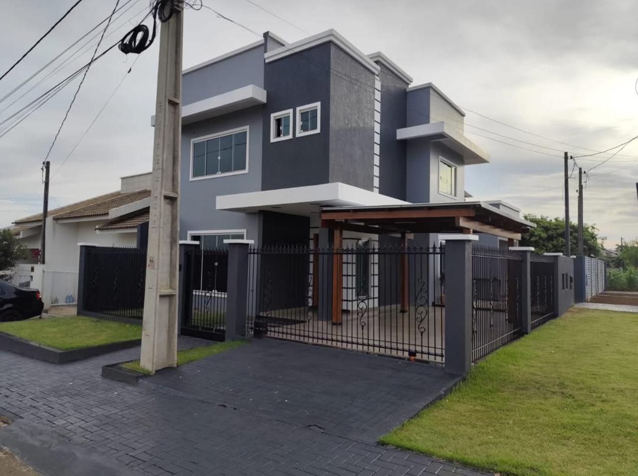 An image of a house listing