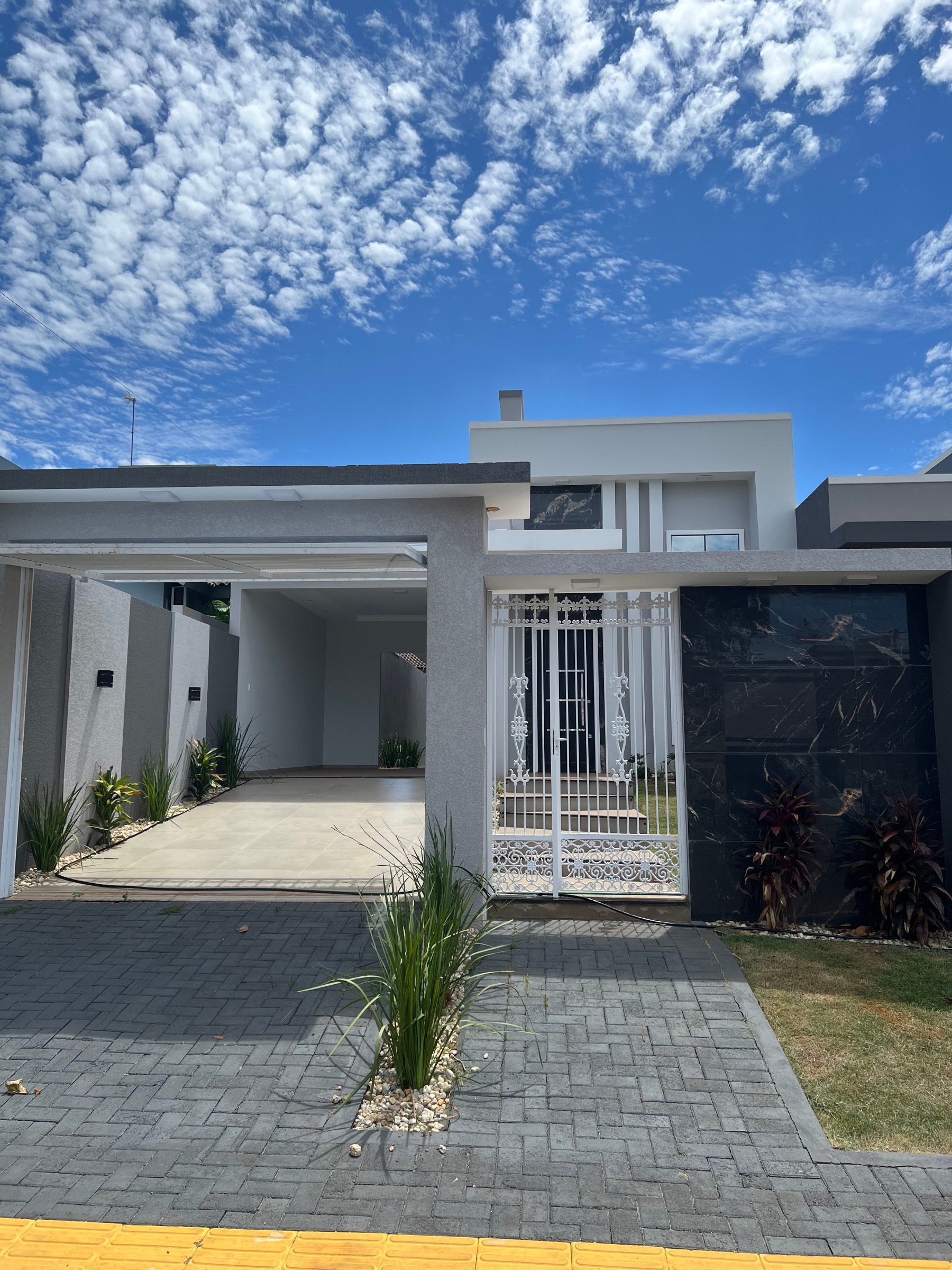 An image of a house listing