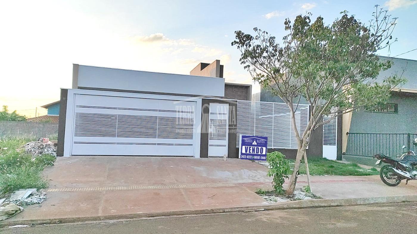 Casa para Venda em Dourados / MS no bairro Jardim Cristhais II