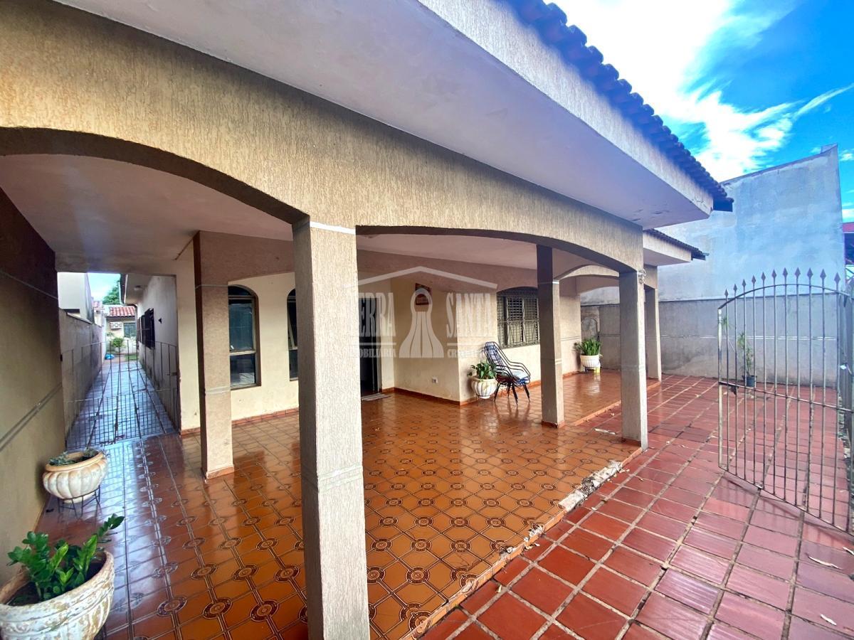 Casa para Venda em Dourados / MS no bairro Vila Sulmat