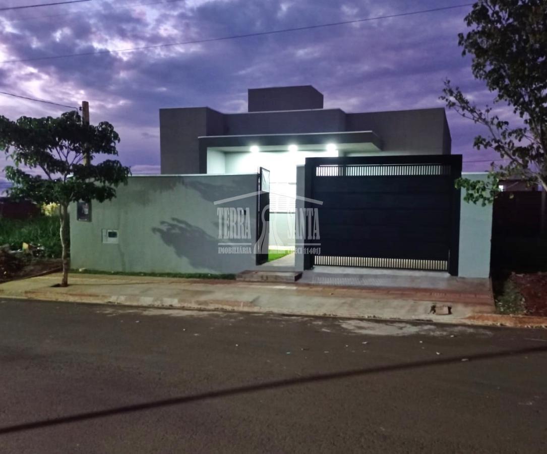 Casa para Venda em Dourados / MS no bairro Cidade Jardim I