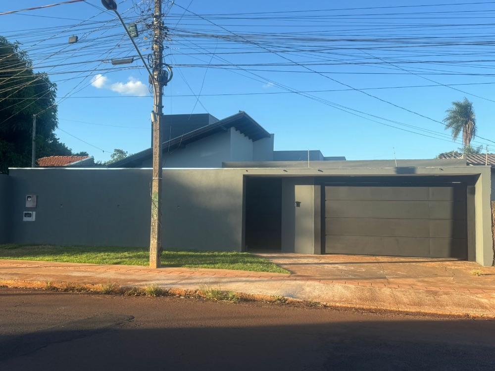 Casa com piscina a venda próximo ao parque rego dagua 