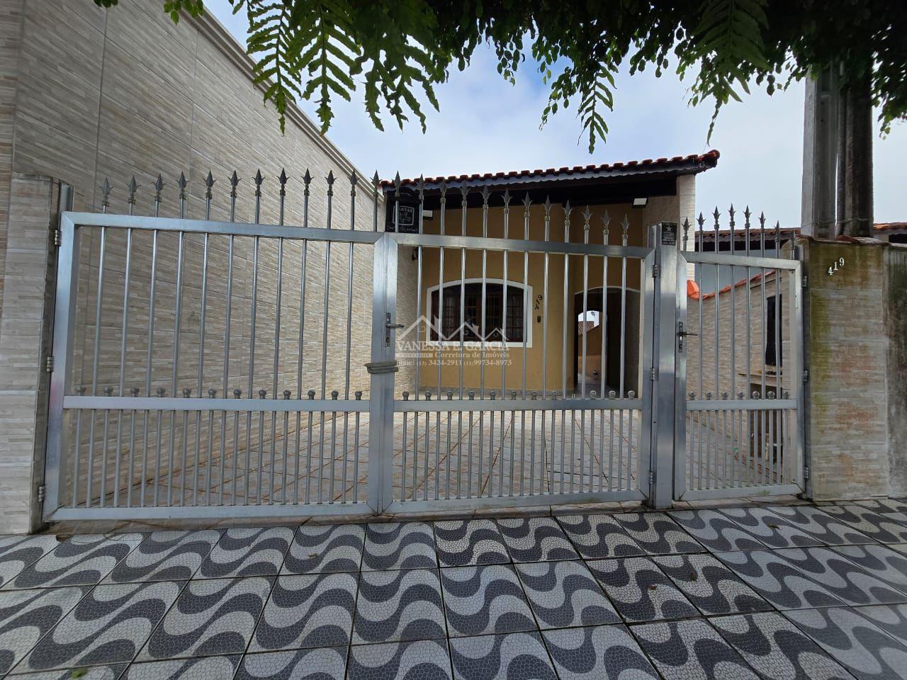 Belíssima Casa com piscina na Cidade de Praia Grande, (lado praia) 230 mts da Pr