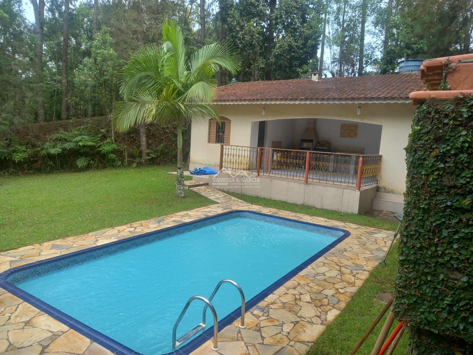 Belíssima Casa na Cidade de Mongaguá, 300 mts da Praia 💰239.000,00.