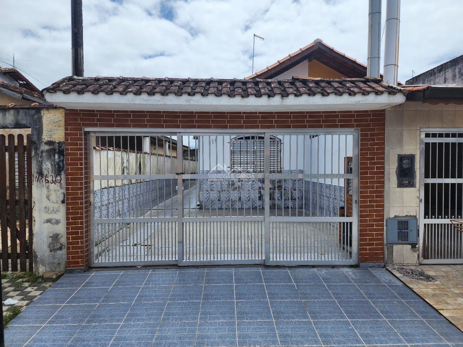 Belíssima Casa na Cidade de Mongaguá, 300 mts da Praia 💰239.000,00.