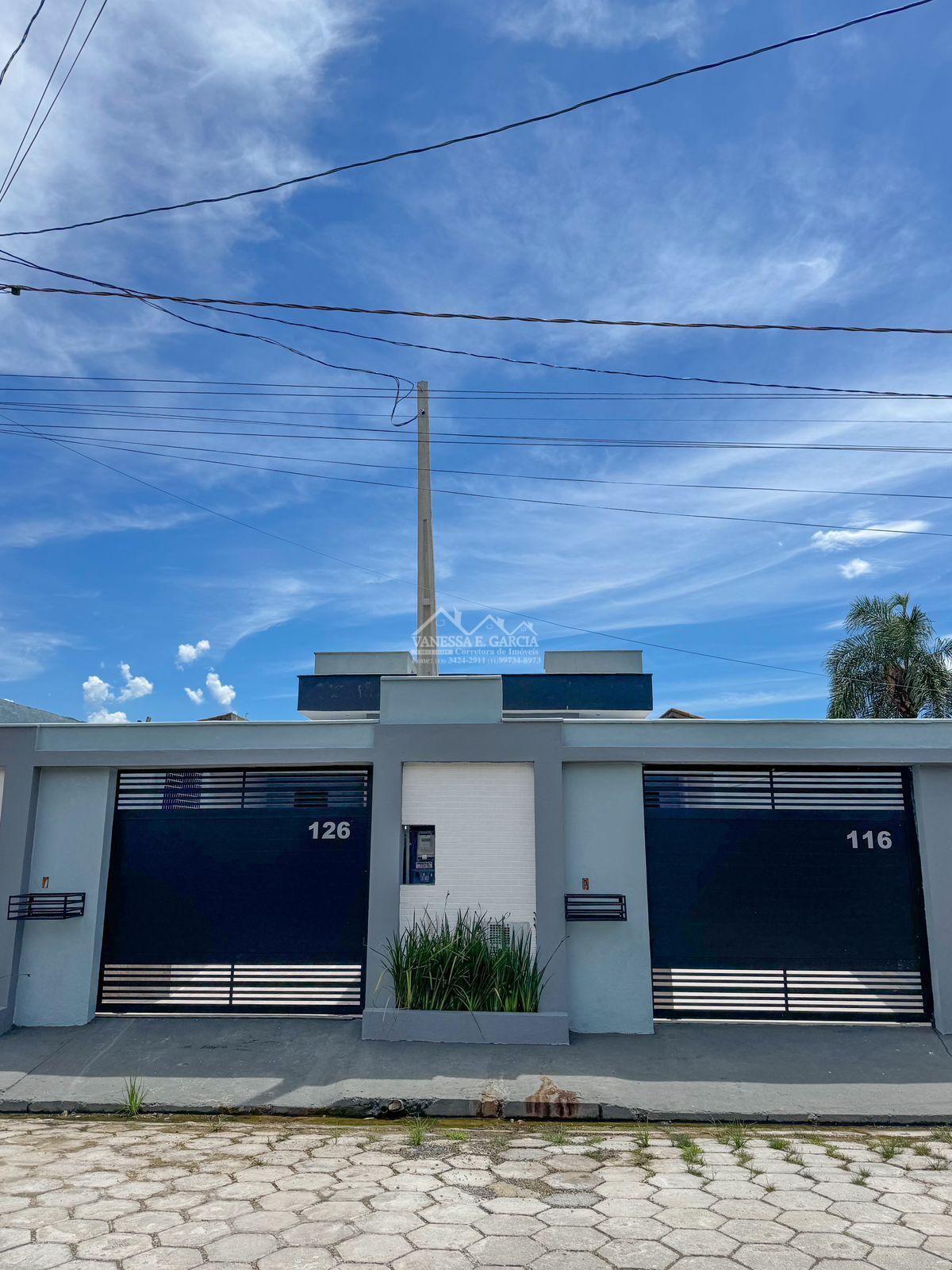 Belíssimo Casa  com Piscina na Cidade Itanhaém, (lado praia). 💰440.000,00