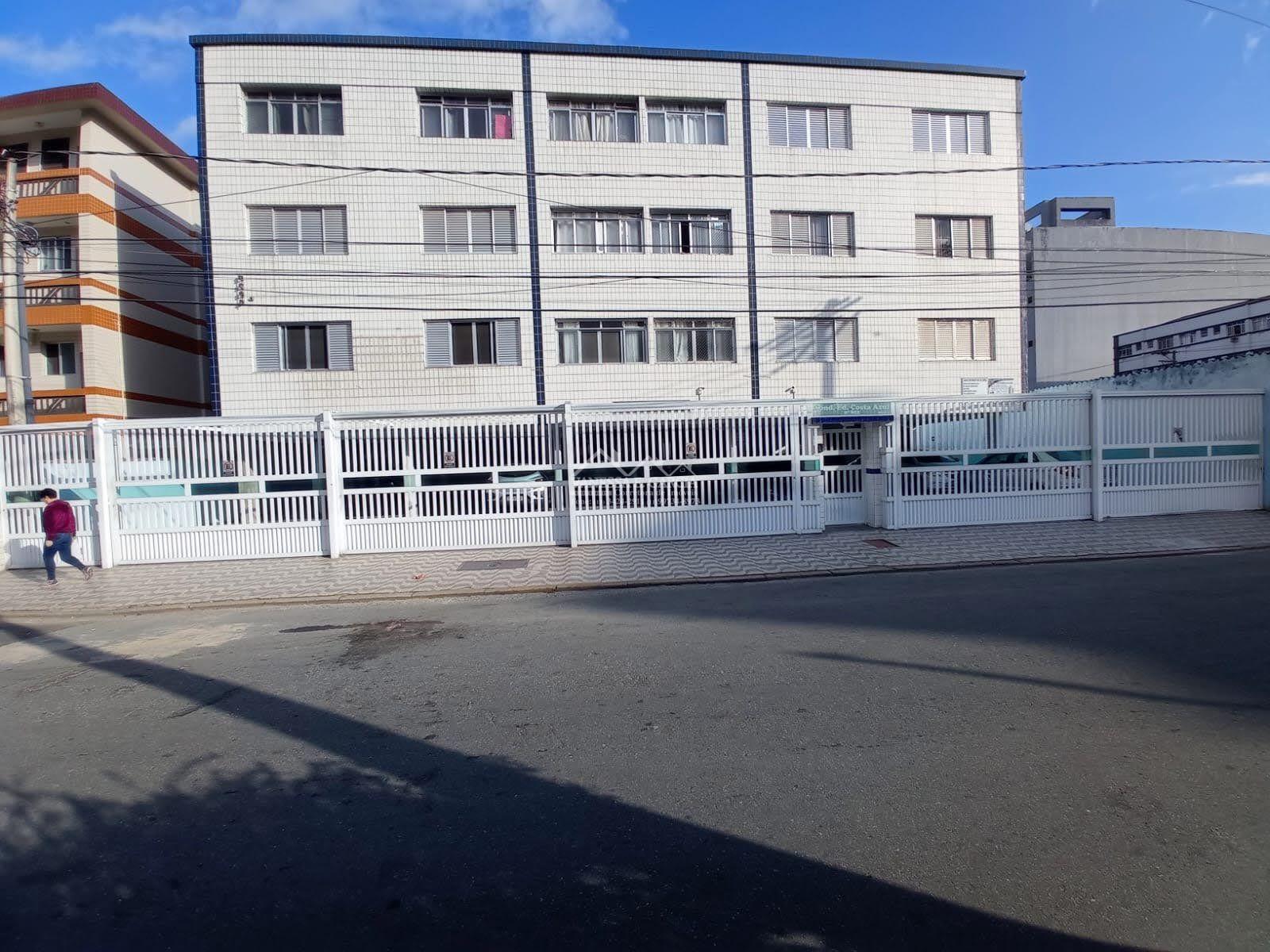Oportunidade Belíssima casa mobiliada em Praia grande (lado praia) 20 mts da pra