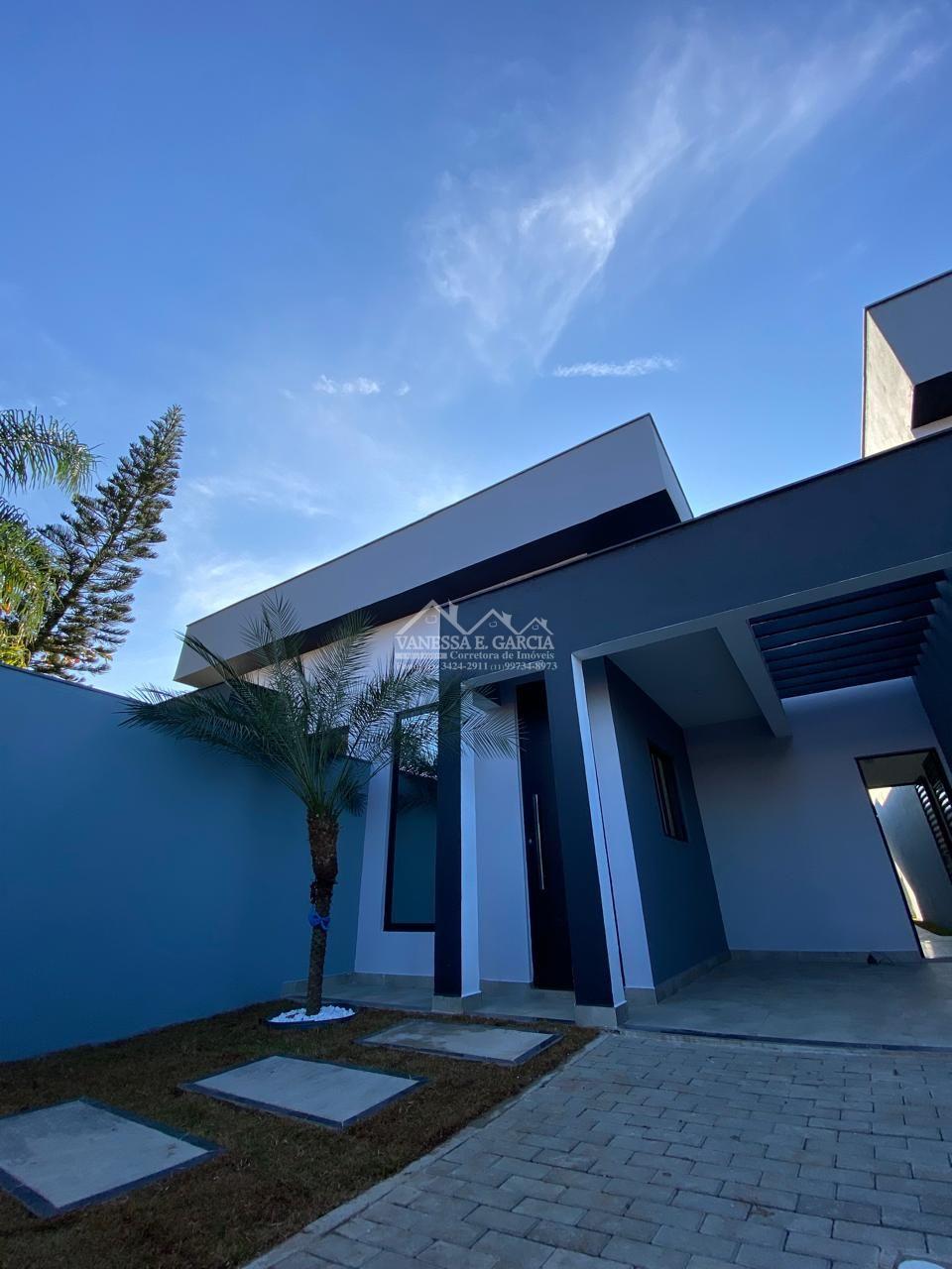 Casa nova, belíssima e com piscina na Cidade de Itanhaém.