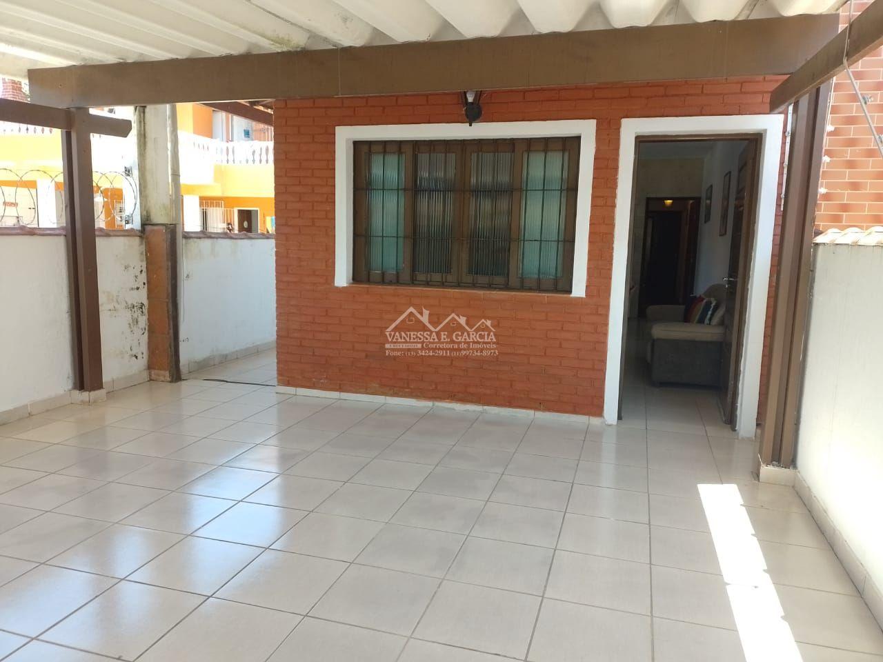 Oportunidade Belíssima casa em Itanhaém (lado serra) 100 mts da pista 254.000,00