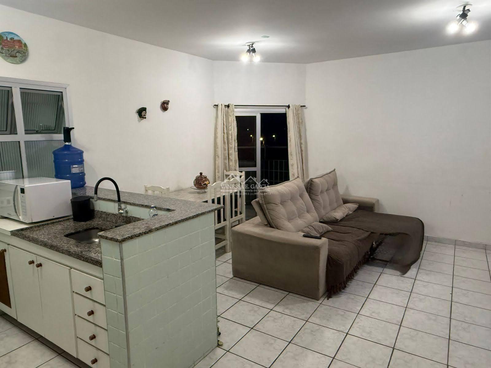 Oportunidade Belíssimo apartamento mobiliado em Praia Grande 300 mts do Mar. 255
